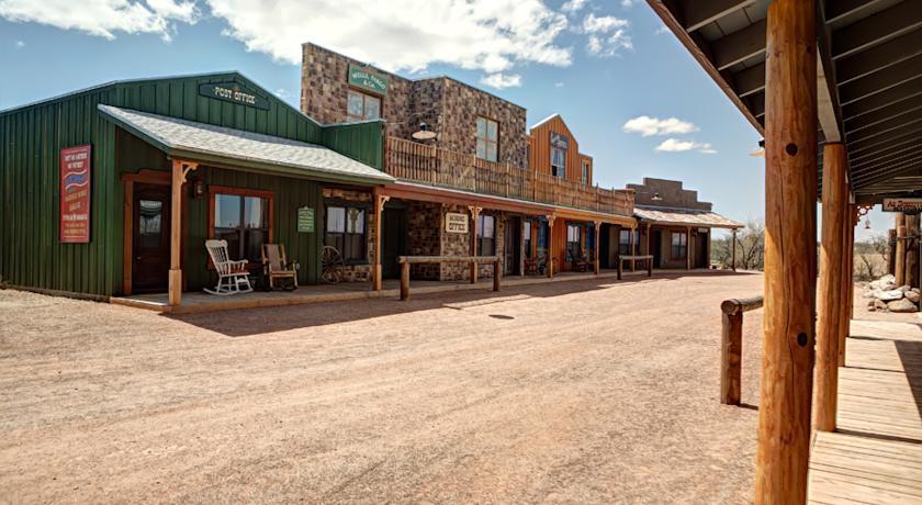Отель Apache Spirit Ranch