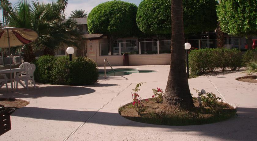 Отель Yuma Palm Inn Airport