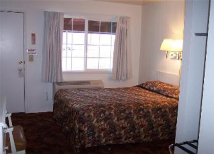 Отель Rim Rock Motel Alturas