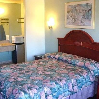 Отель Pacific Inn