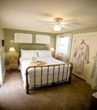 Отель Cooper House Bed & Breakfast Inn