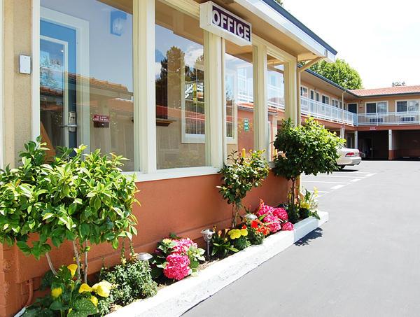 Отель Capri Motel Berkeley