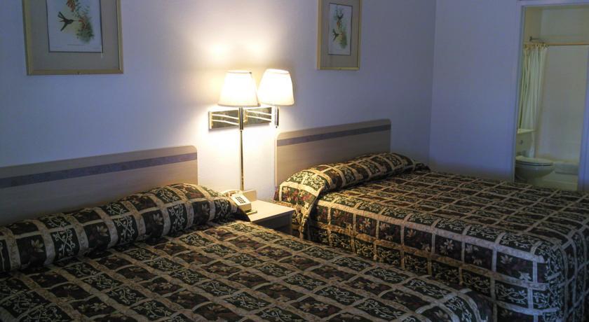 Отель Willow Inn & Suites