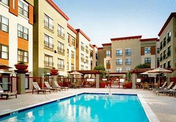 Отель Residence Inn Burbank Downtown
