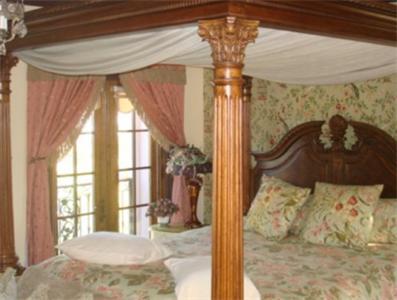Мини-отель The Black Orchid Bed and Breakfast