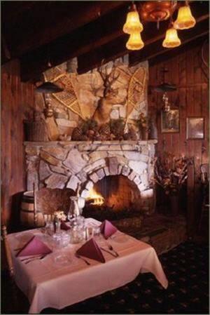 Отель Narrow Gauge Inn