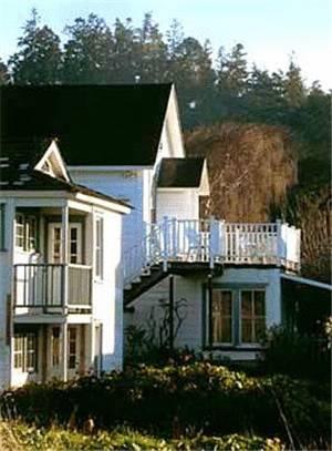 Отель Nicholson House Inn