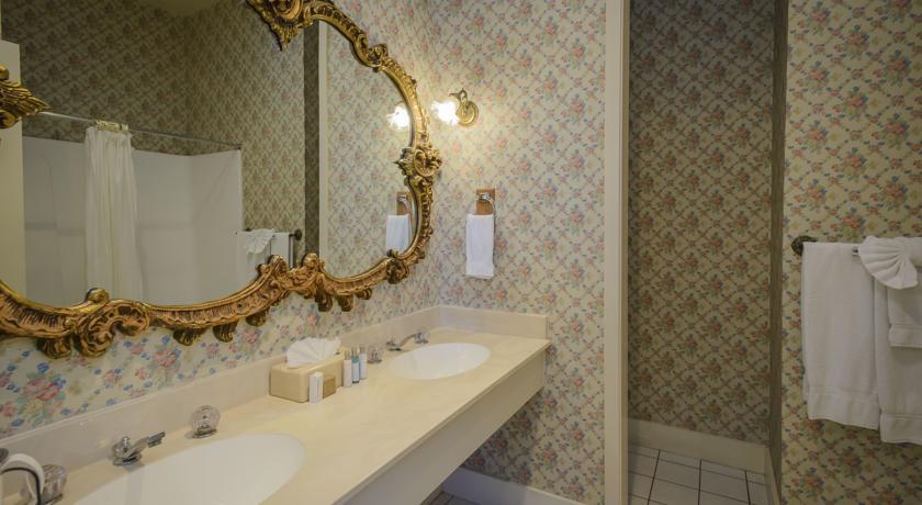 Отель Hill House Inn