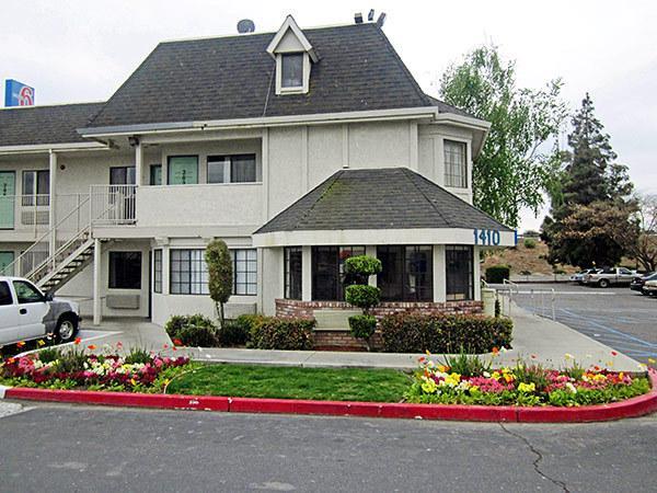 Отель Motel 6 Merced North