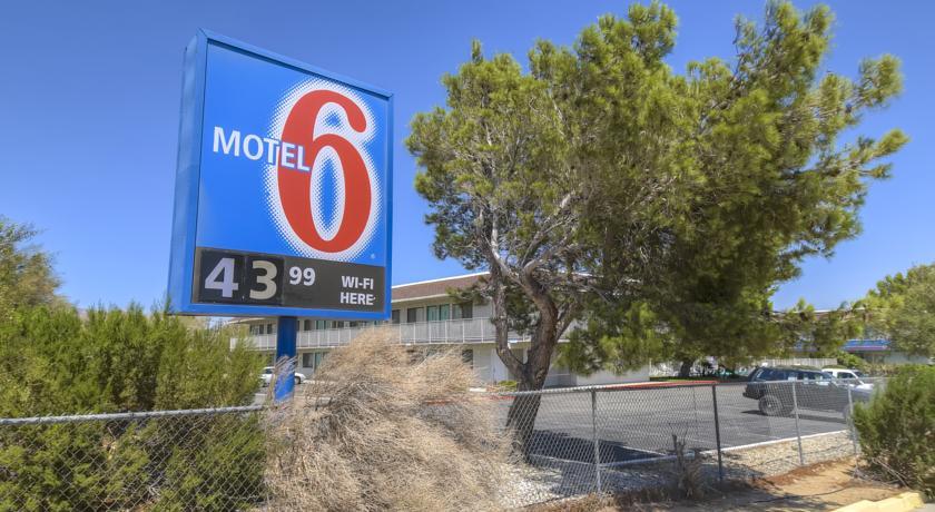 Отель Motel 6 Mojave