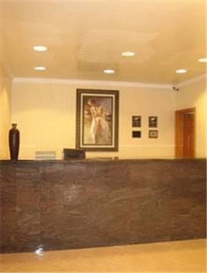 Отель Executive Inn Morgan Hill