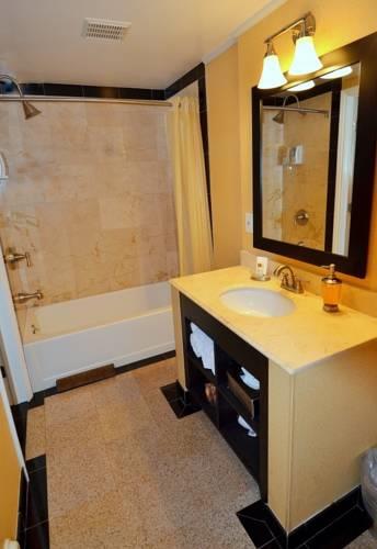 Отель Little Inn By The Bay Newport Beach Hotel