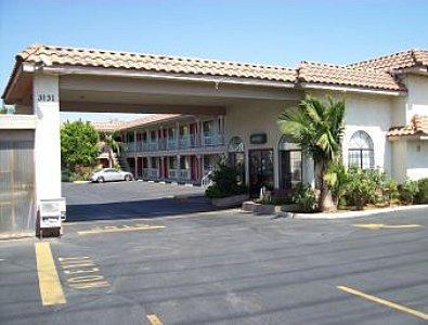 Отель Knights Inn - Norco