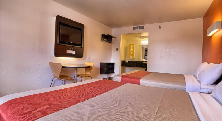 Отель Motel 6 Petaluma
