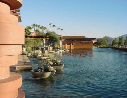 Отель Holiday Inn Express & Suites Rancho Mirage