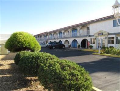 Отель Travelodge Ridgecrest