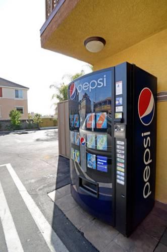 Отель Rodeway Inn and Suites Rosemead