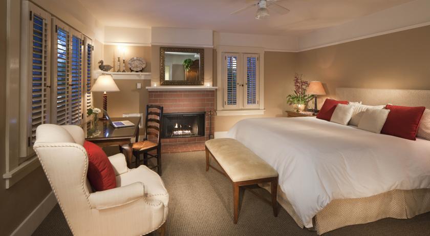 Отель The Upham Hotel