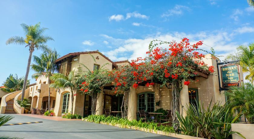 Отель Brisas Del Mar Inn at the Beach