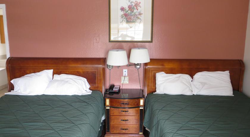 Отель Budget Inn Santa Cruz