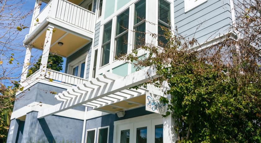 Отель Pacific Blue Inn