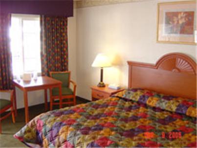 Отель Beverly Lodge