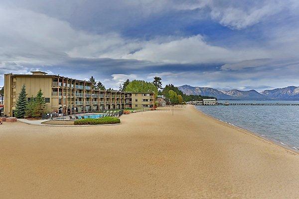 Отель Tahoe Lakeshore Lodge & Spa