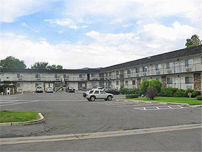 Отель Best Western Trailside Inn