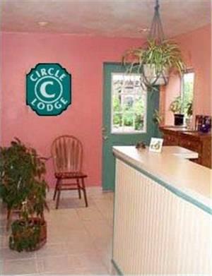Отель Circle C Lodge