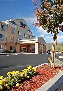 Отель Fairfield Inn & Suites Ukiah Mendocino County