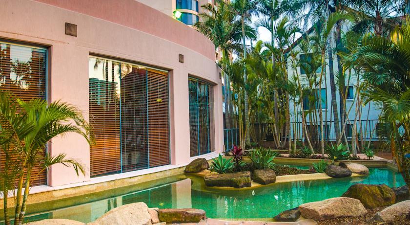 Crowne Plaza Surfers Paradise