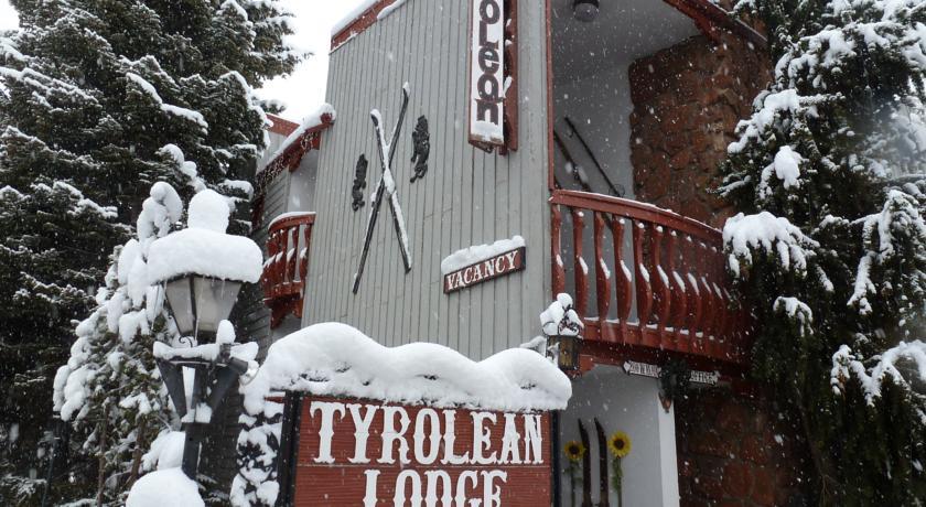 Отель Tyrolean Lodge
