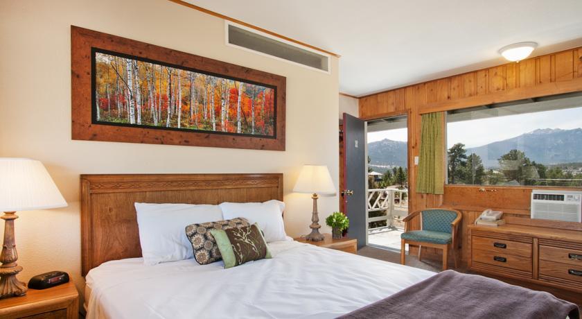 Отель Coyote Mountain Lodge