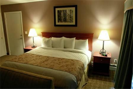 Отель Murphy's River Lodge