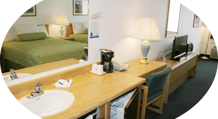 Отель Pagosa Springs Inn & Suites