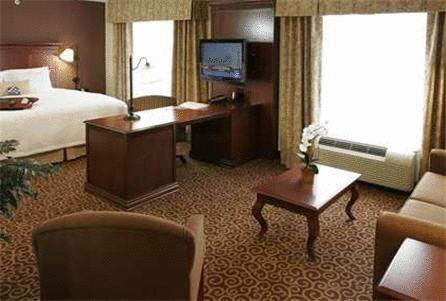 Отель Hampton Inn & Suites Rifle