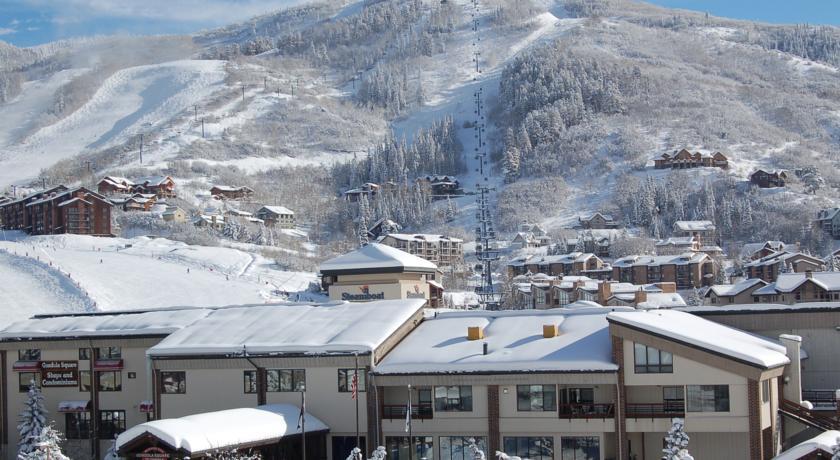 Апартаменты Gondola Square Condominiums