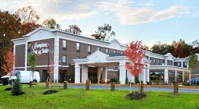 Отель Hampton Inn and Suites Hartford Farmington