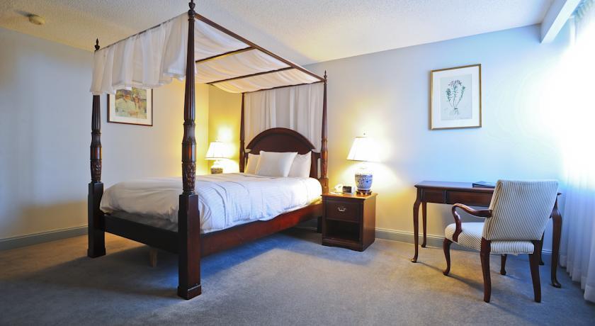 Отель The Farmington Inn
