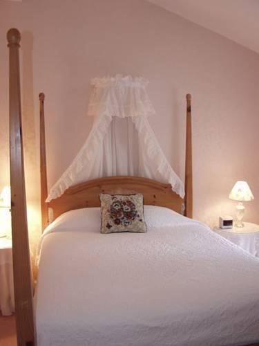 Мини-отель Harbor House Inn