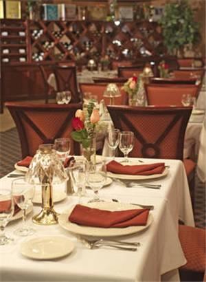 Отель Nathan Hale Inn and Conference Center