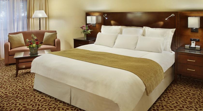 Отель Trumbull Marriott Merritt Parkway