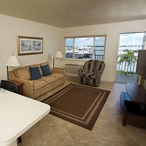 Отель Legacy Harbour Hotel & Suites