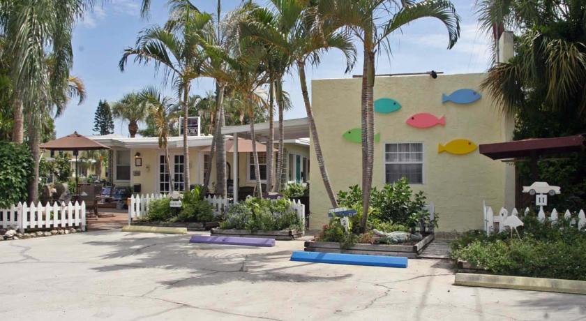 Отель Haley's Motel
