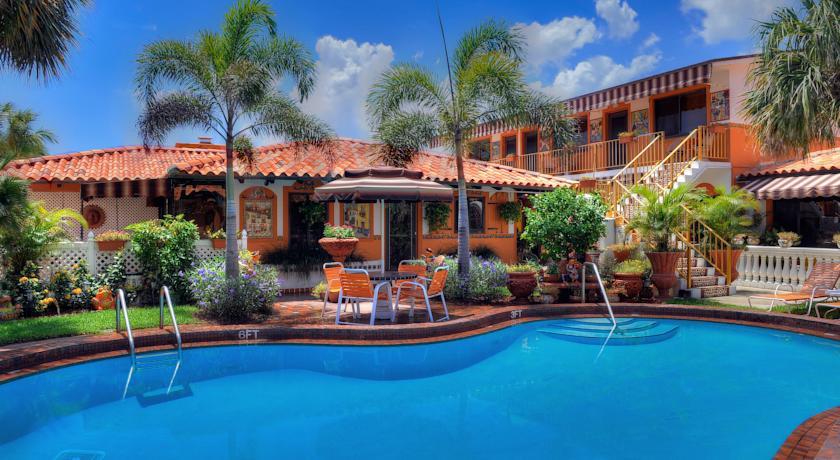 Апартаменты Blue Seas Courtyard