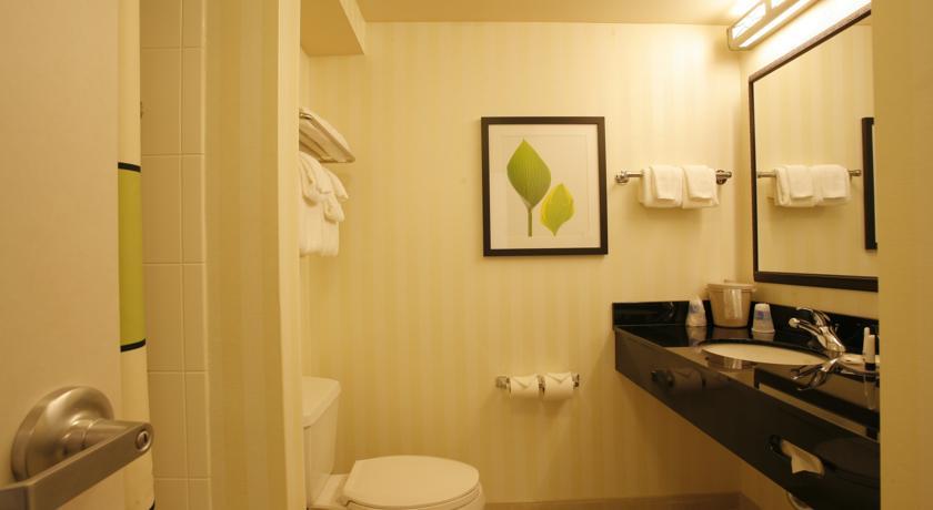 Отель Fairfield Inn and Suites Melbourne Palm Bay Viera