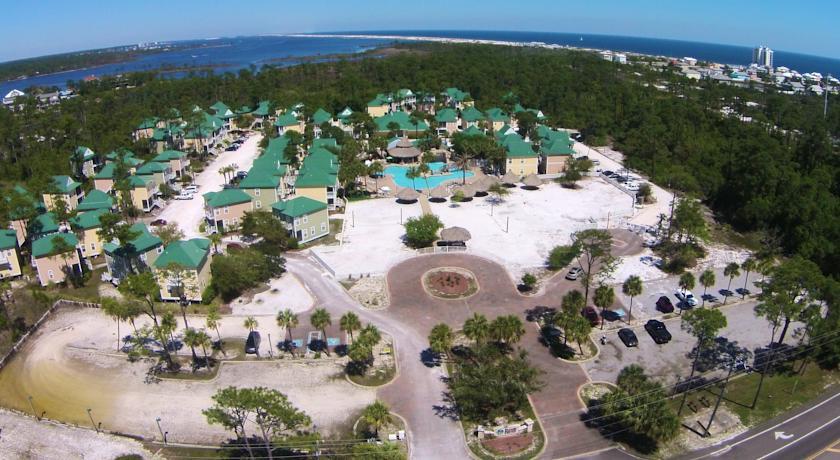 Отель Purple Parrot Resort