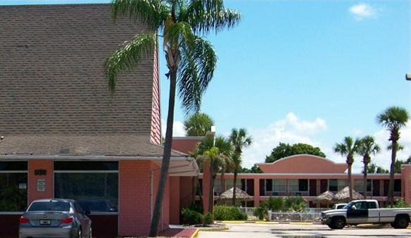 Отель Budget Inn of Pinellas Park