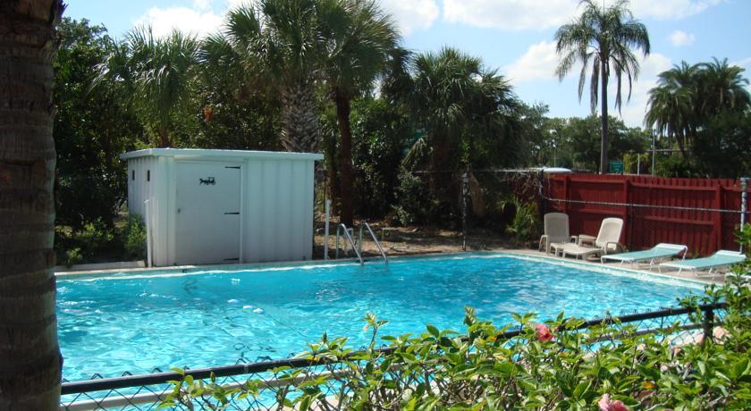 Отель Knights Inn Sarasota