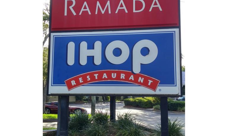 Отель Ramada Inn - Tampa